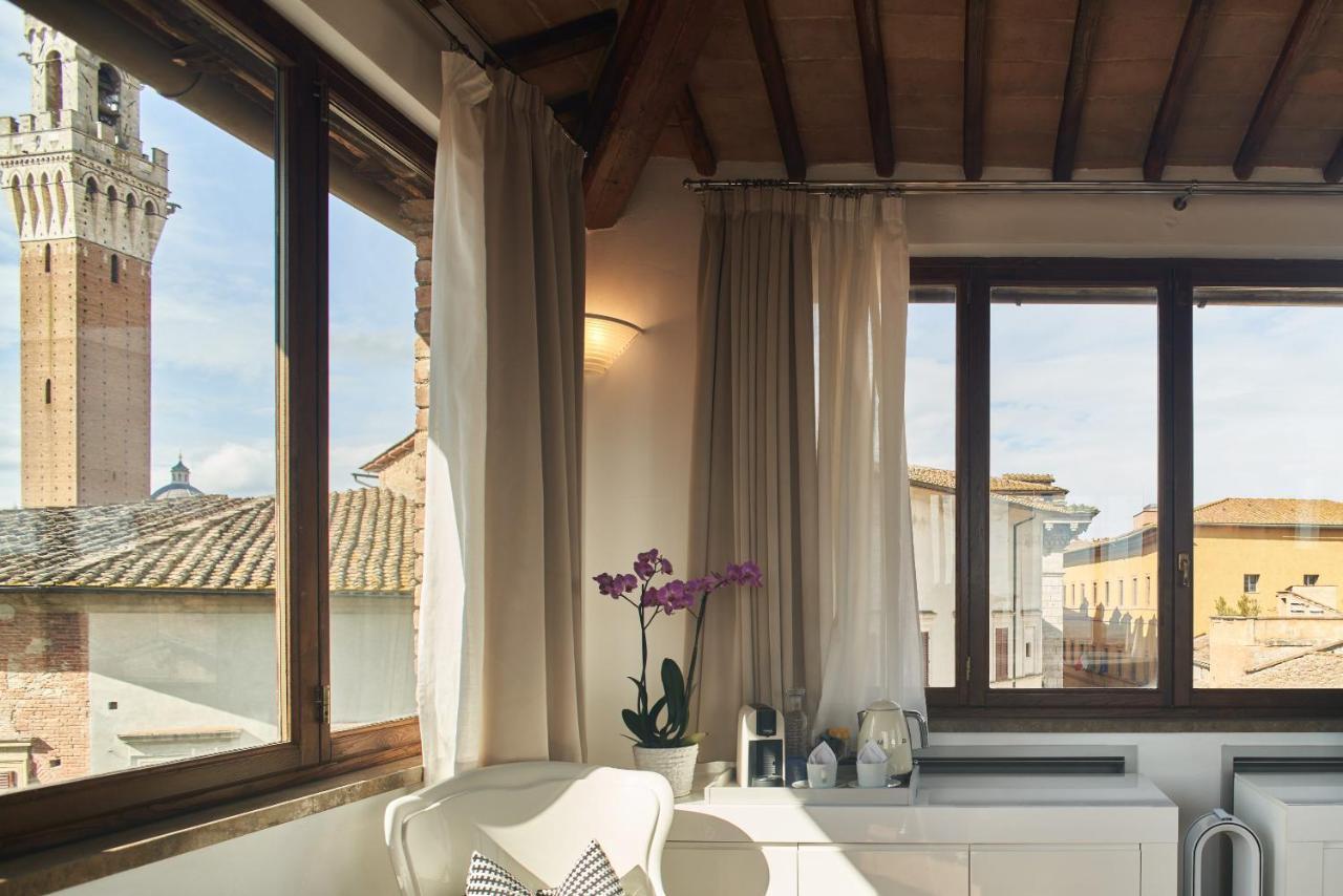 B&B Le Logge Luxury Rooms Сиена Екстериор снимка